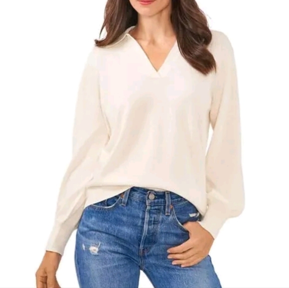 Vince Camuto Sweaters - White Collared V-neck Long Sleeeve